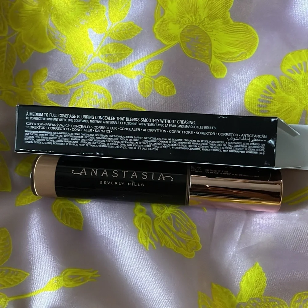 Anastasia Beverly Hills medium to full coverage magic touch concealer
